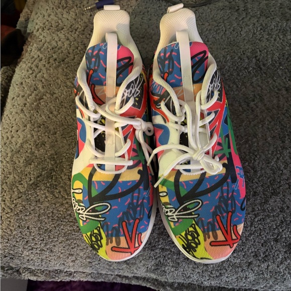 Skechers Other - White and Green Sneakers